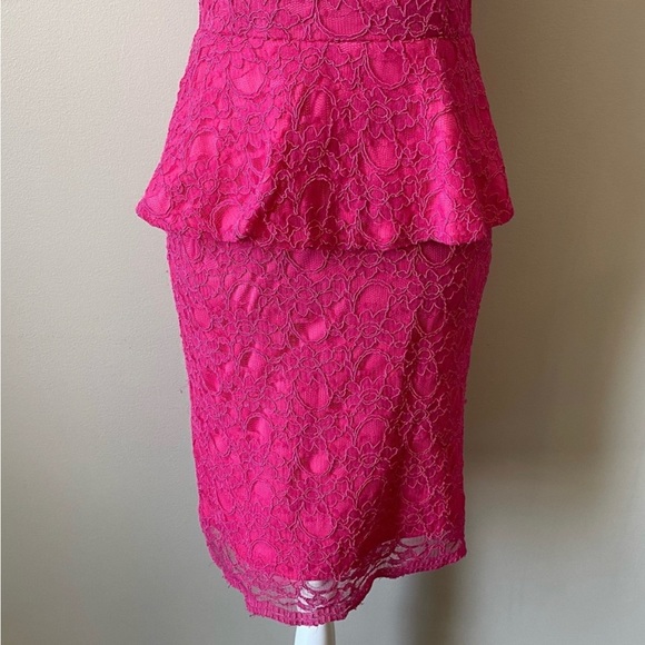 Joseph Ribkoff Barbie Hot Pink Sleeveless Lace Overlay Peplum Dress size 6. - Picture 5 of 5